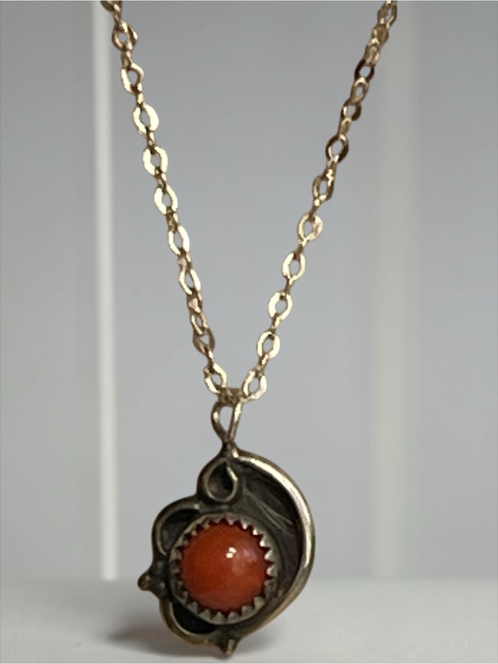 Vintage Signed VN Sterling Silver Coral Cabochon Pendant Necklace